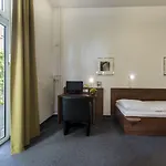 Cjd Castell Hotel 3*