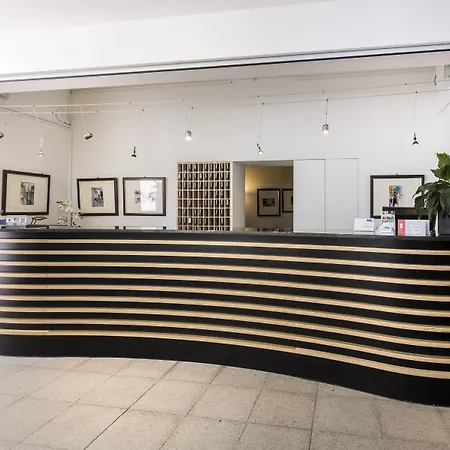 波恩卡斯特尔cjd酒店