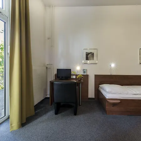 Cjd Castell Hotel 3*