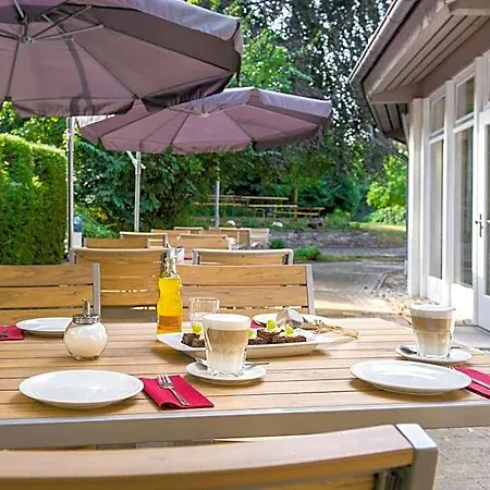 Cjd Castell Hotel