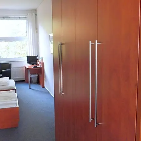 Cjd Castell Hotel