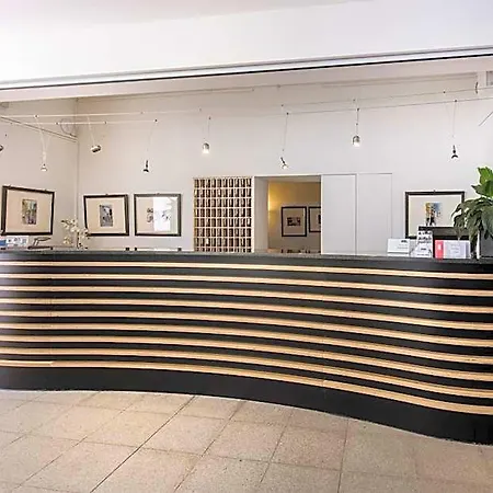 Cjd Castell Szálloda 3*
